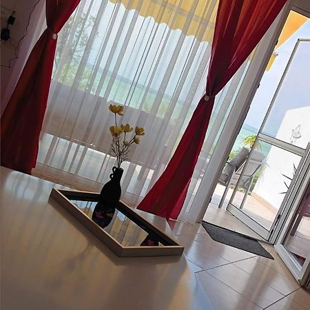 Apus De Soare Apartment 마마이아 외부 사진